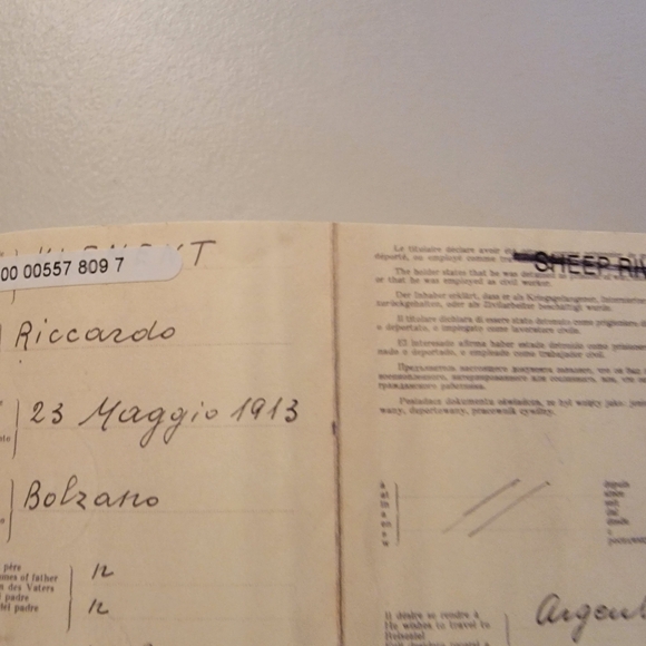 Hunting Eichmann (Library Copy) (Book). - Picture 4 of 10